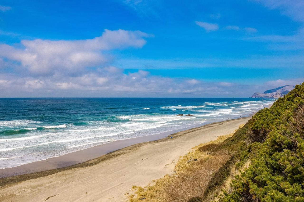 Cake By The Ocean Apartment Lincoln City Exterior photo